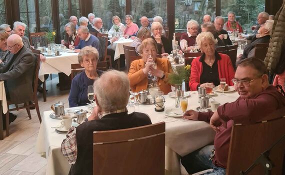 Rund 60 Mitglieder der Regionalstelle trafen sich zum Neujahrsempfang im Bonner Wald-Café. 